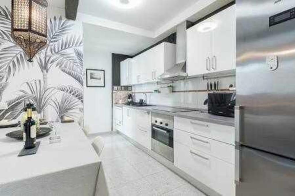 Albatros 1L Tres Habitaciones Castillo del Romeral ภายนอก รูปภาพ